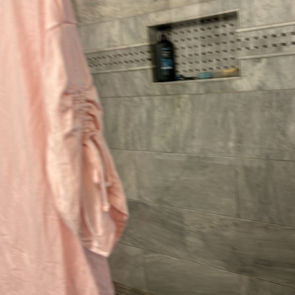 Soft light pink t shirt - Picture 3 of 8